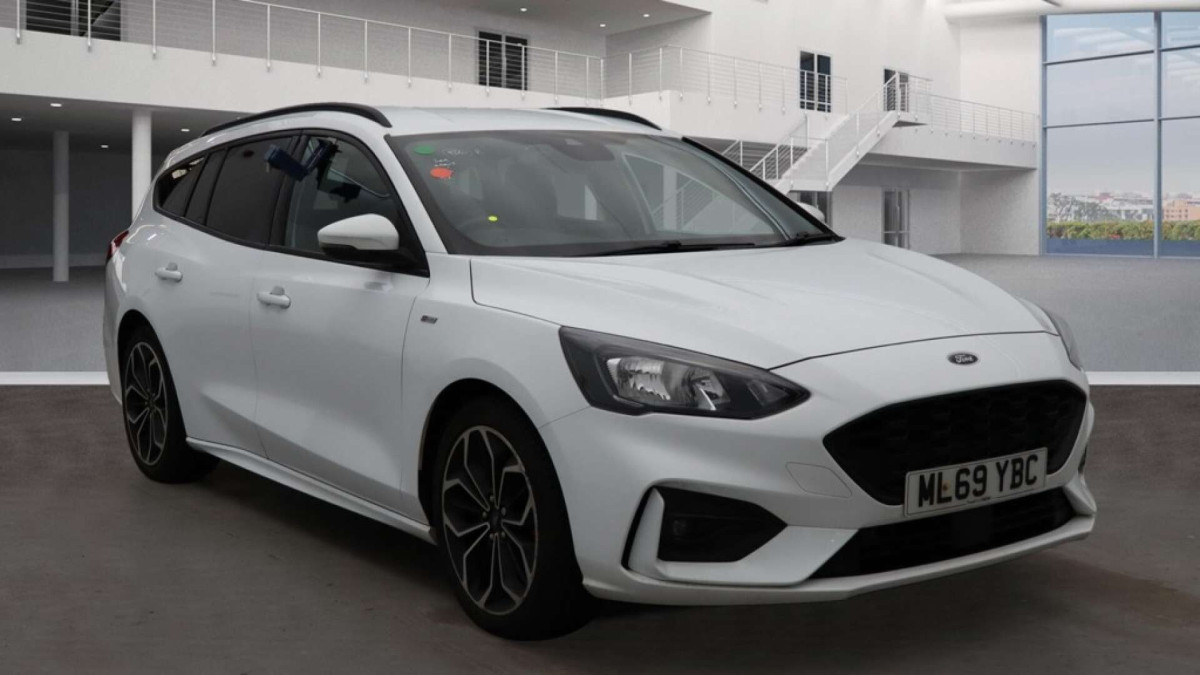 FORD FOCUS 2019 (69) 1.5 ECOBLUE ST-LINE X ESTATE 5DR DIESEL MANUAL EURO 6 (S/S) (120 PS) - 2019 - £11,399