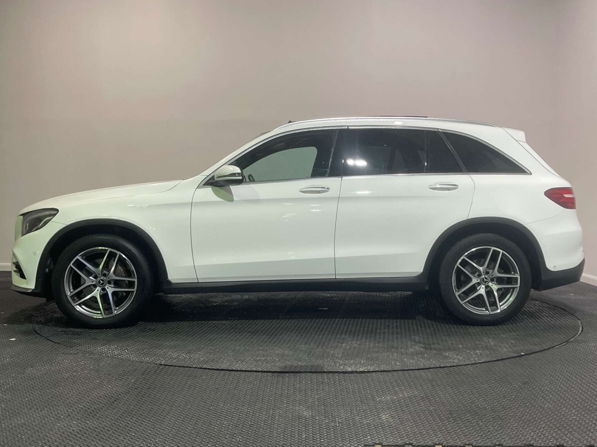 MERCEDES-BENZ GLC 2017 (67) 2.1 GLC220D AMG LINE (PREMIUM PLUS) SUV 5DR DIESEL G-TRONIC 4MATIC EURO 6 ( - 2017 - £16,200