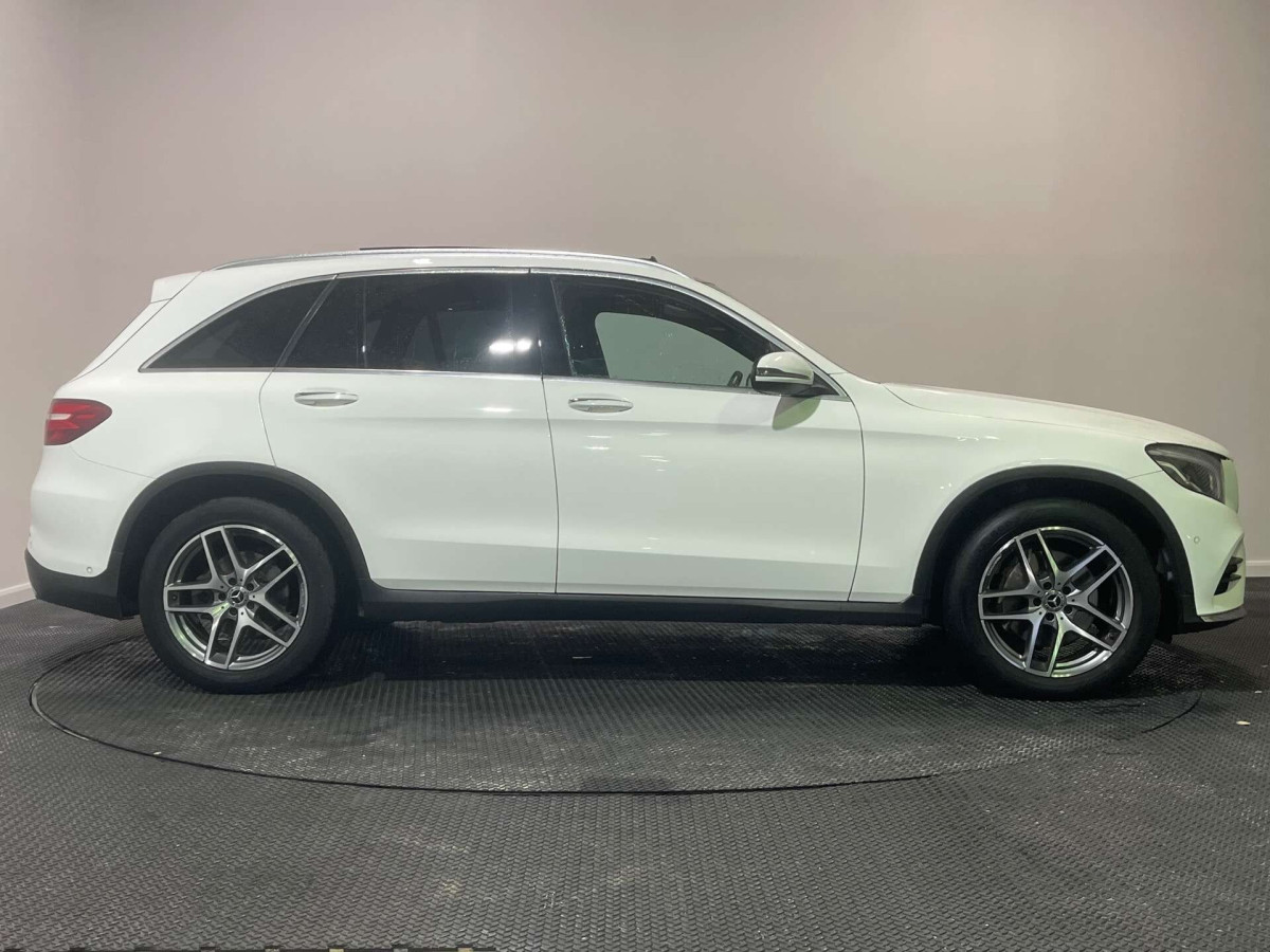 MERCEDES-BENZ GLC 2017 (67) 2.1 GLC220D AMG LINE (PREMIUM PLUS) SUV 5DR DIESEL G-TRONIC 4MATIC EURO 6 ( - 2017 - £16,200