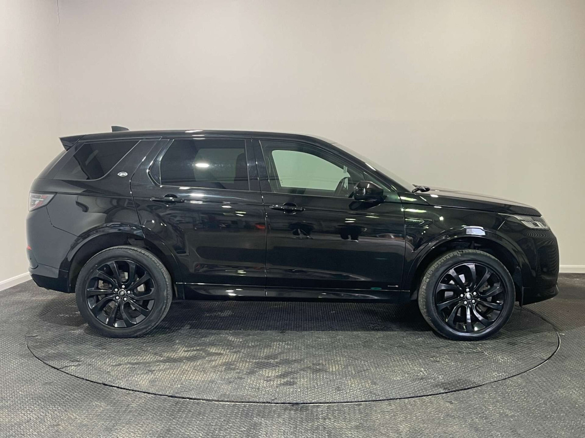 LAND ROVER DISCOVERY SPORT 2020 (70) 2.0 D180 MHEV R-DYNAMIC S SUV 5DR DIESEL AUTO 4WD EURO 6 (S/S) (180 PS) - 2020 - £23,000