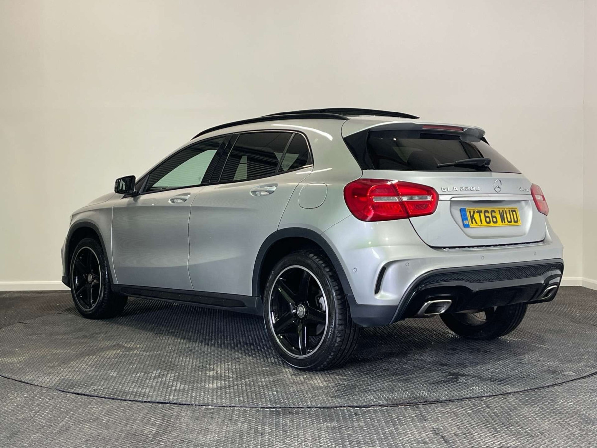 MERCEDES-BENZ GLA 2017 (66) 2.1 GLA220D AMG LINE (PREMIUM PLUS) SUV 5DR DIESEL 7G-DCT 4MATIC EURO 6 (S/ - 2017 - £13,900