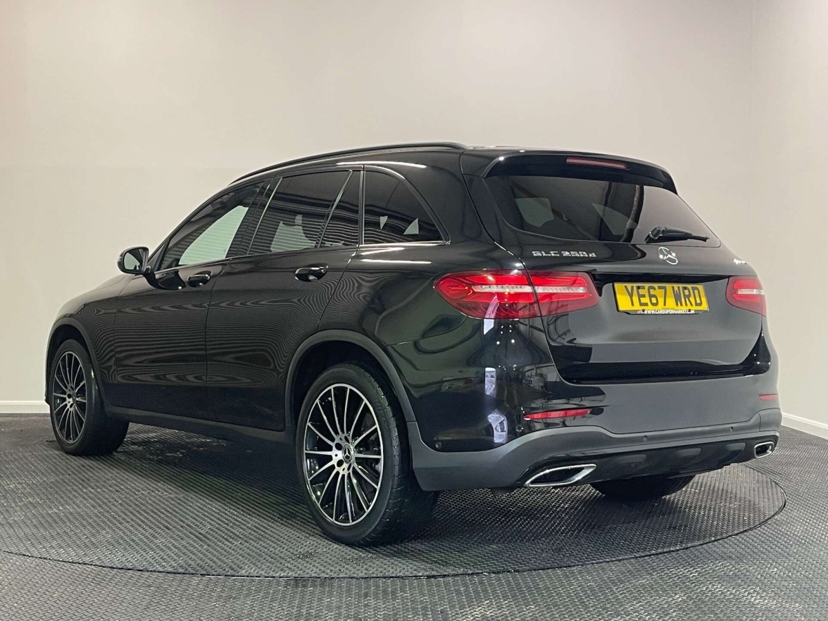 MERCEDES-BENZ GLC 2017 (67) 2.1 GLC250D AMG LINE SUV 5DR DIESEL G-TRONIC 4MATIC EURO 6 (S/S) (204 PS) - 2017 - £17,500