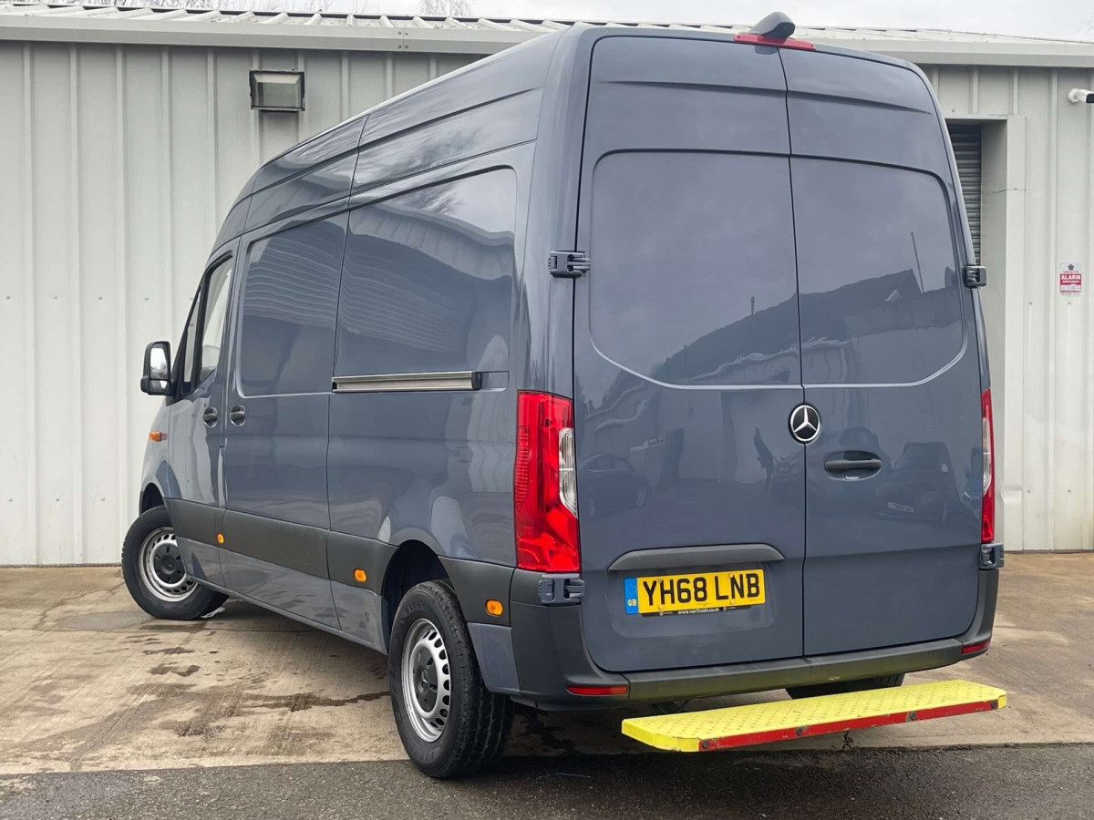 MERCEDES-BENZ SPRINTER 2019 (68) 2.1 314 CDI PANEL VAN 5DR DIESEL MANUAL FWD L2 H2 EURO 6 (143 PS) - 2019 - £15,000