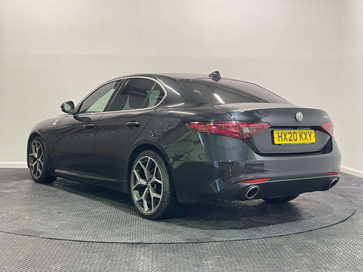 ALFA ROMEO GIULIA 2020 (20) 2.0T LUSSO TI SALOON 4DR PETROL AUTO EURO 6 (S/S) (200 PS) - 2020 - £19,500