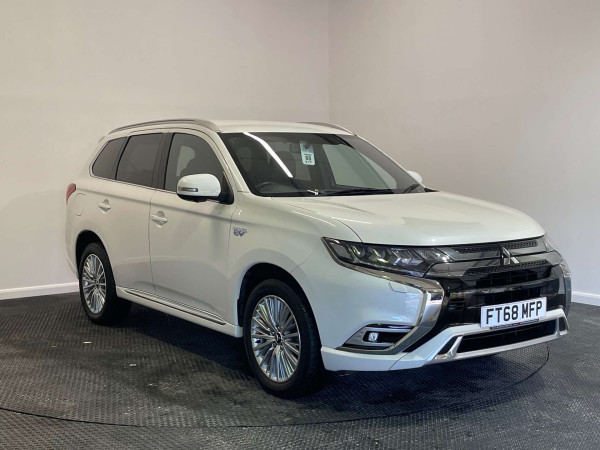 MITSUBISHI OUTLANDER 2018 (68) 2.4H TWINMOTOR 13.8KWH 4H SUV 5DR PETROL PLUG-IN HYBRID CVT 4WD EURO 6 (S/S