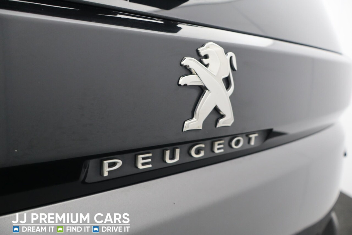 PEUGEOT 5008 1.2 PURETECH GT LINE PREMIUM SUV 5DR PETROL MANUAL EURO 6 (S/S) (130 PS) - 2020 - £17,801