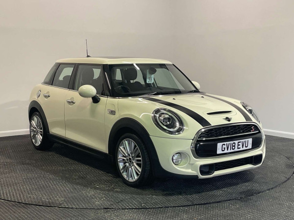 Carworld - MINI HATCH 2018 (18) 2.0 COOPER S HATCHBACK 5DR PETROL STEPTRONIC EURO 6 (S/S) (192 PS)