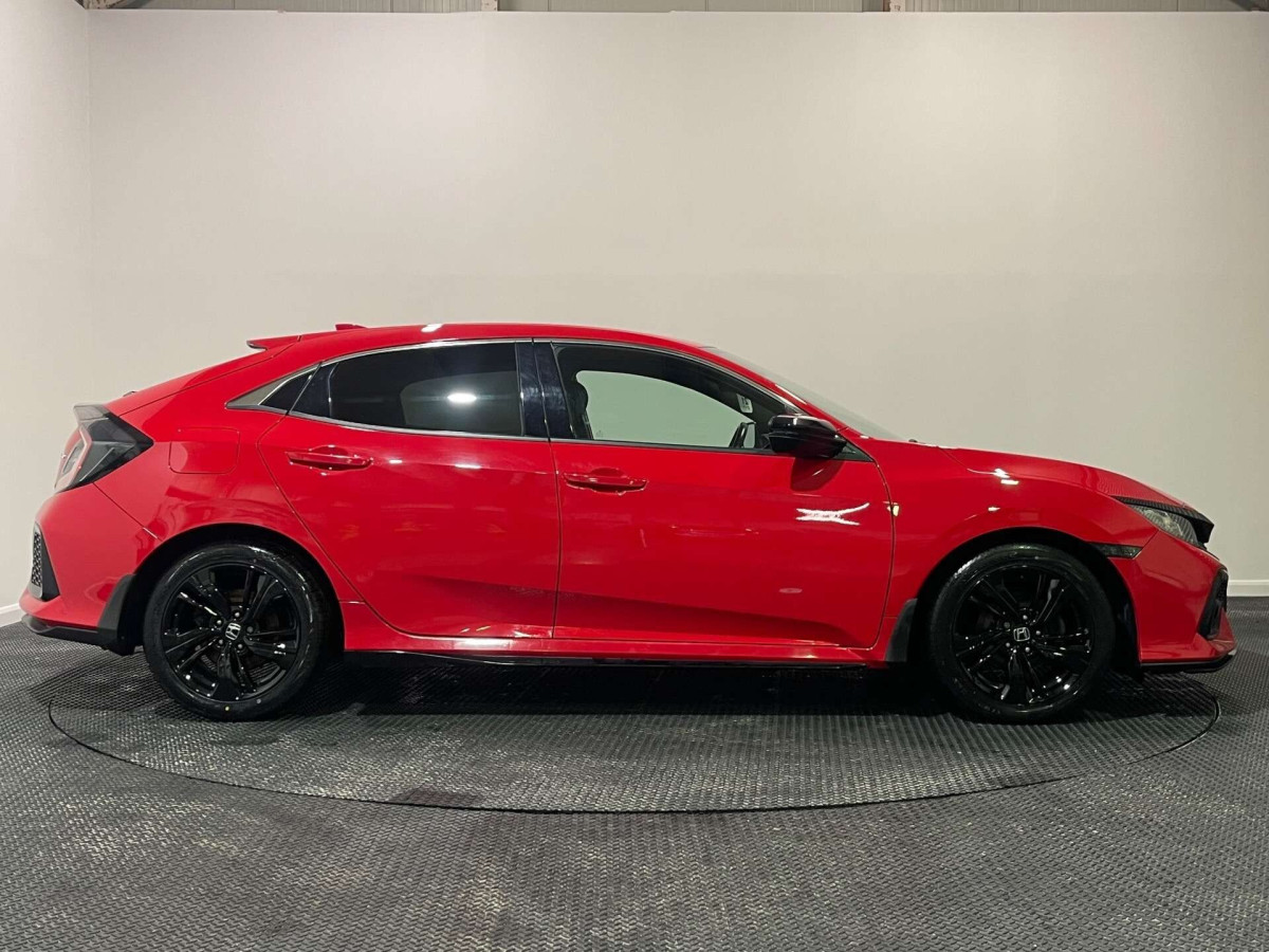 HONDA CIVIC 2018 (18) 1.0 VTEC TURBO SR HATCHBACK 5DR PETROL MANUAL EURO 6 (S/S) (126 PS) - 2018 - £10,750