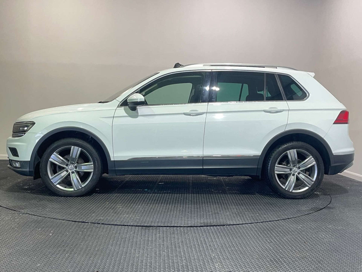 VOLKSWAGEN TIGUAN 2017 (66) 2.0 TDI BLUEMOTION TECH SEL SUV 5DR DIESEL DSG 4MOTION EURO 6 (S/S) (150 PS - 2017 - £15,750