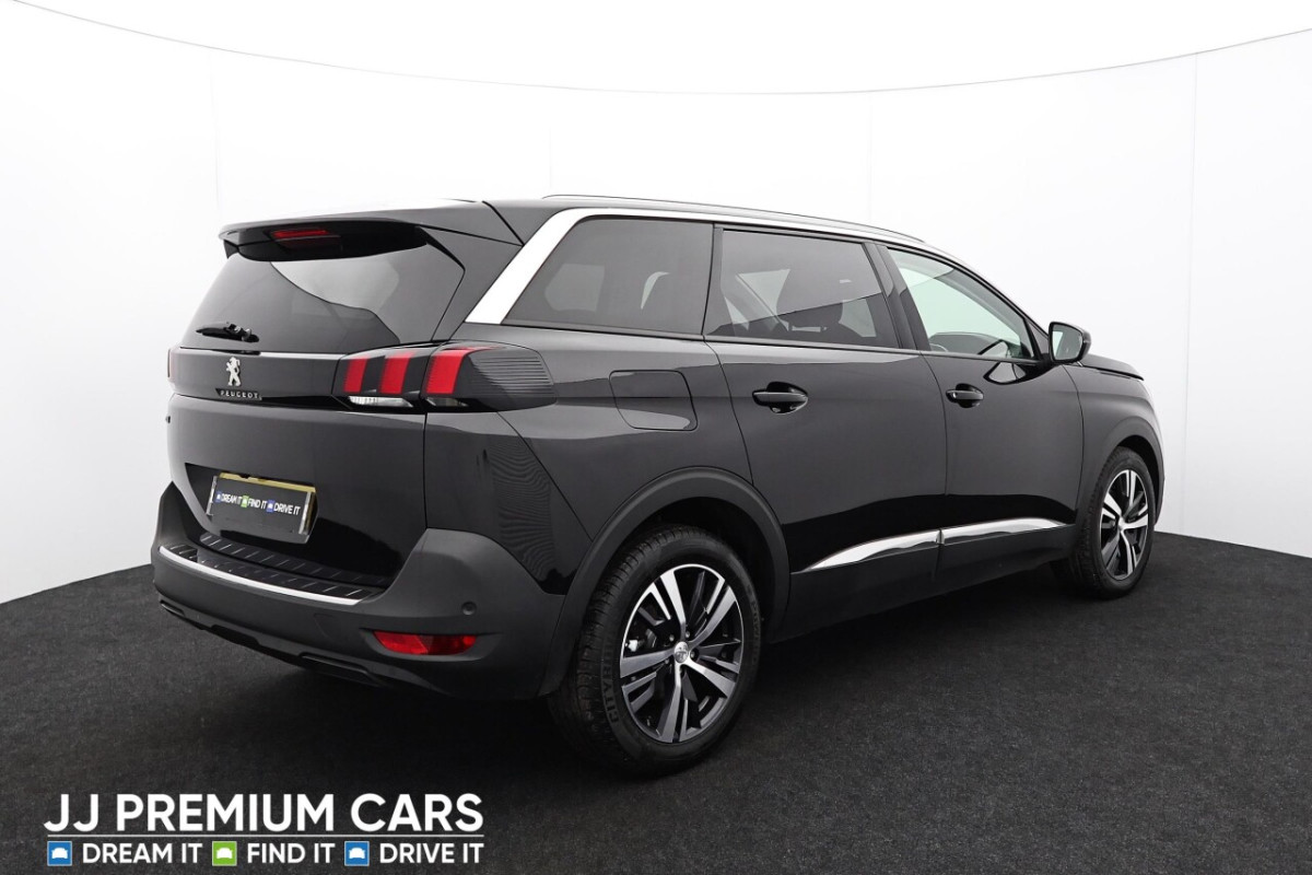 PEUGEOT 5008 1.2 PURETECH ALLURE SUV 5DR PETROL MANUAL EURO 6 (S/S) (130 PS) - 2020 - £16,500