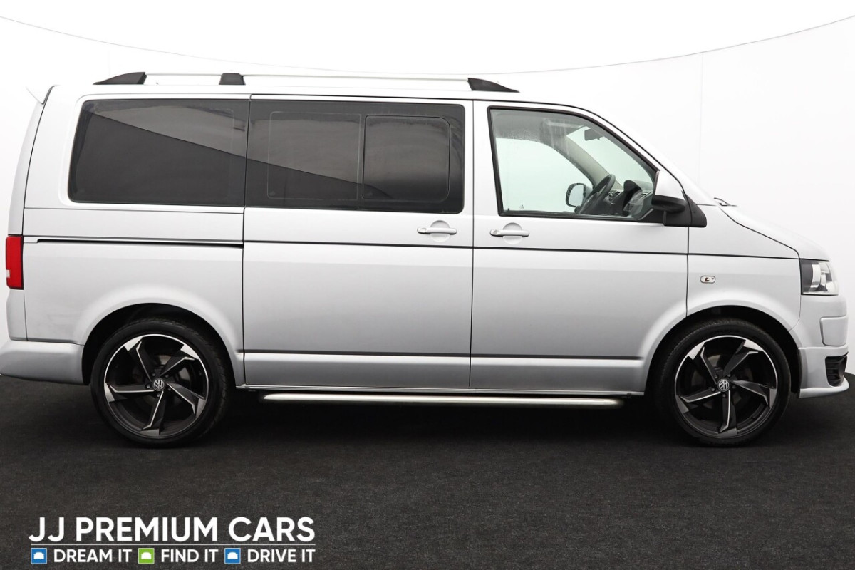 VOLKSWAGEN TRANSPORTER SHUTTLE 2.0 TD T30 SE MINIBUS 4DR DIESEL MANUAL L1 H1 (198 G/KM, 138 BHP) FRONT + R - 2013 - £22,000