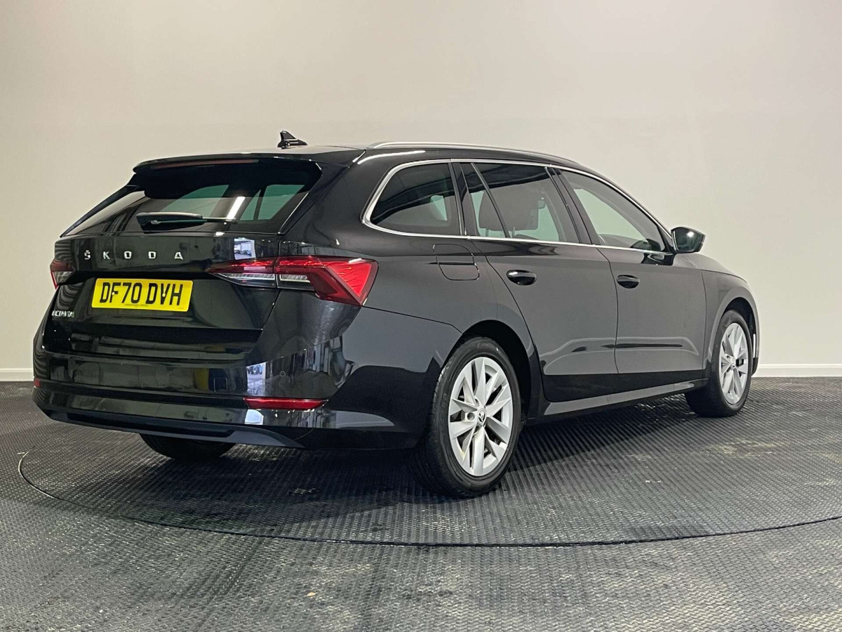 SKODA OCTAVIA 2020 (70) 1.5 TSI ACT SE L ESTATE 5DR PETROL MANUAL EURO 6 (S/S) (150 PS) - 2020 - £11,850