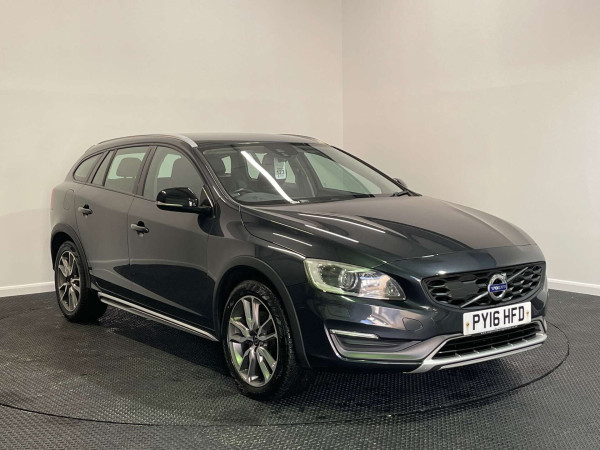 Carworld - VOLVO V60 2016 (16) 2.4 D4 LUX NAV ESTATE 5DR DIESEL AUTO AWD EURO 6 (S/S) (190 PS)