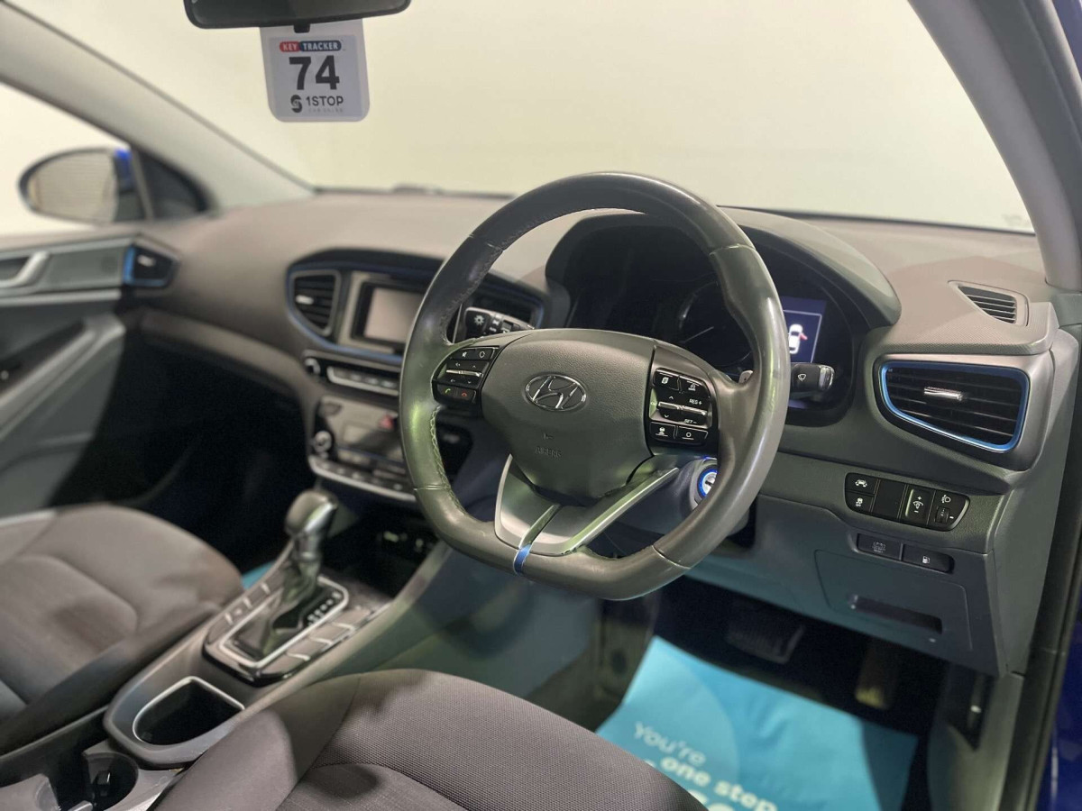 HYUNDAI IONIQ 2019 (19) 1.6 H-GDI GPF SE HATCHBACK 5DR PETROL HYBRID DCT EURO 6 (S/S) (141 PS) - 2019 - £10,200