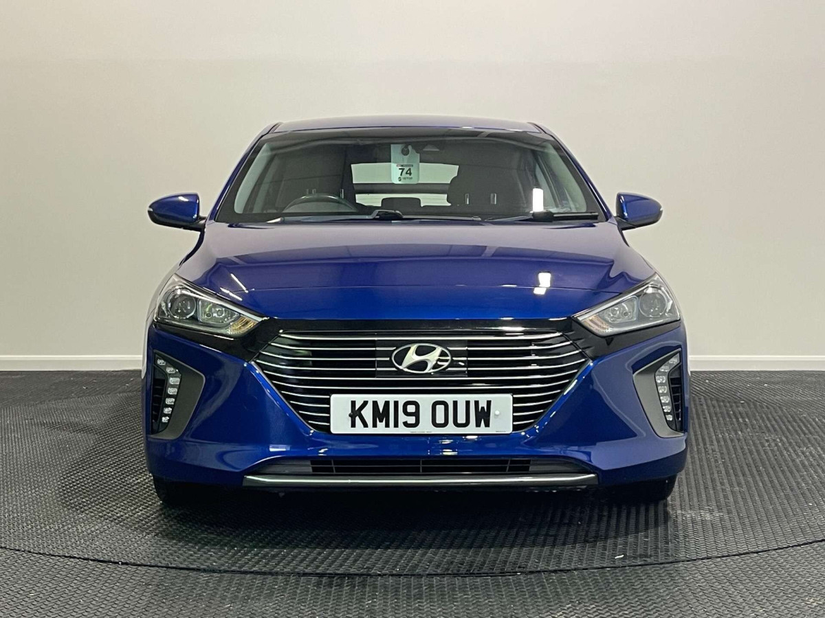 HYUNDAI IONIQ 2019 (19) 1.6 H-GDI GPF SE HATCHBACK 5DR PETROL HYBRID DCT EURO 6 (S/S) (141 PS) - 2019 - £11,000