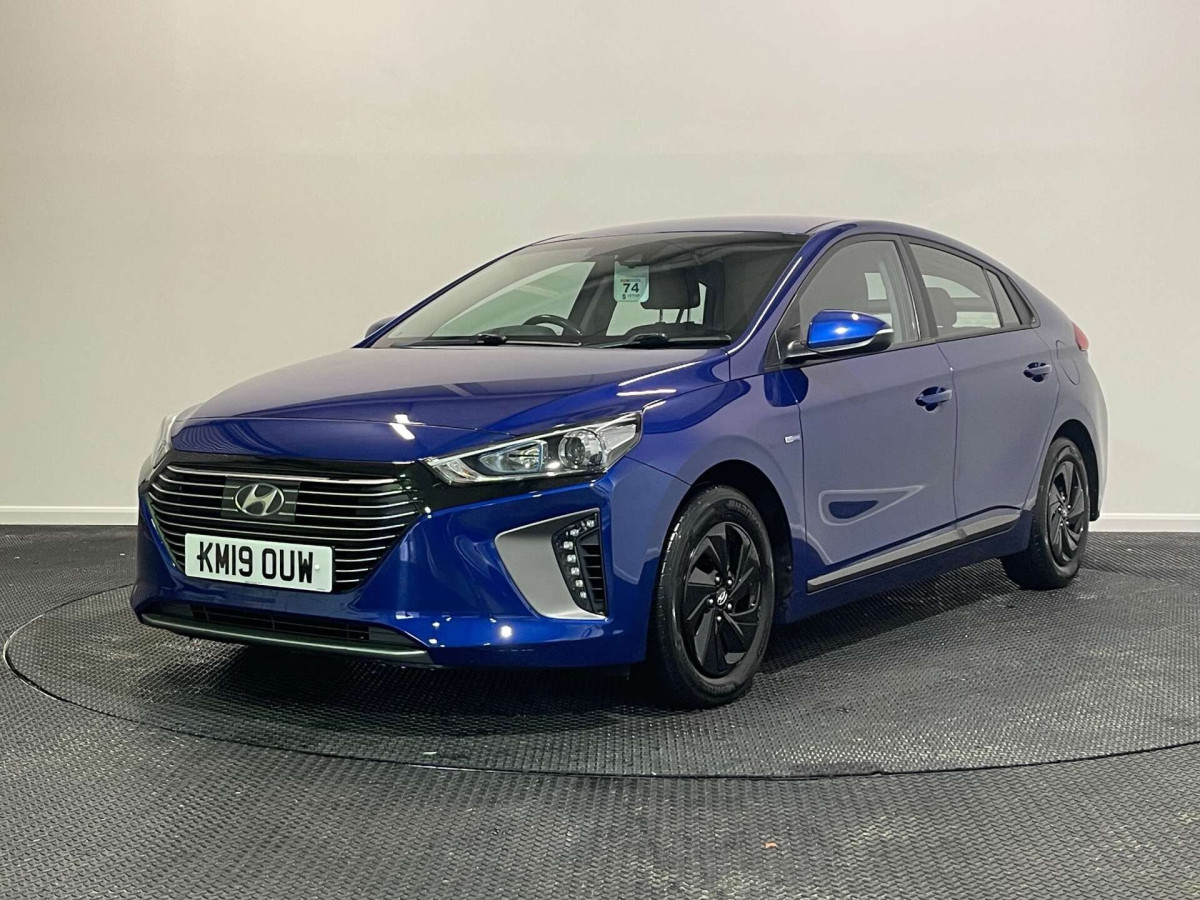 HYUNDAI IONIQ 2019 (19) 1.6 H-GDI GPF SE HATCHBACK 5DR PETROL HYBRID DCT EURO 6 (S/S) (141 PS) - 2019 - £11,000