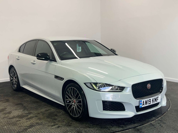 JAGUAR XE 2019 (19) 2.0D LANDMARK SALOON 4DR DIESEL AUTO EURO 6 (S/S) (180 PS)