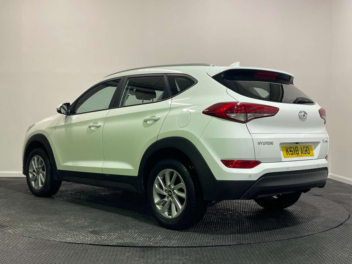 HYUNDAI TUCSON 2018 (18) 1.6 GDI BLUE DRIVE SE NAV SUV 5DR PETROL MANUAL EURO 6 (S/S) (132 PS) - 2018 - £10,000