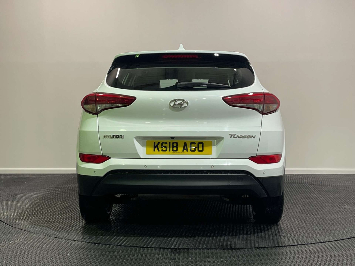 HYUNDAI TUCSON 2018 (18) 1.6 GDI BLUE DRIVE SE NAV SUV 5DR PETROL MANUAL EURO 6 (S/S) (132 PS) - 2018 - £10,000