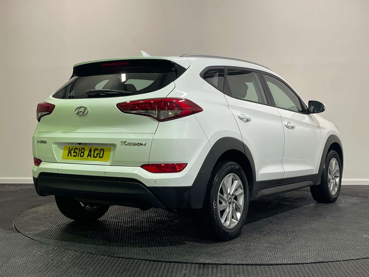 HYUNDAI TUCSON 2018 (18) 1.6 GDI BLUE DRIVE SE NAV SUV 5DR PETROL MANUAL EURO 6 (S/S) (132 PS) - 2018 - £10,000