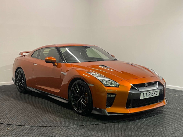 Carworld - NISSAN GT-R 2018 (18) 3.8 V6 RECARO COUPE 2DR PETROL AUTO 4WD EURO 6 (570 PS)