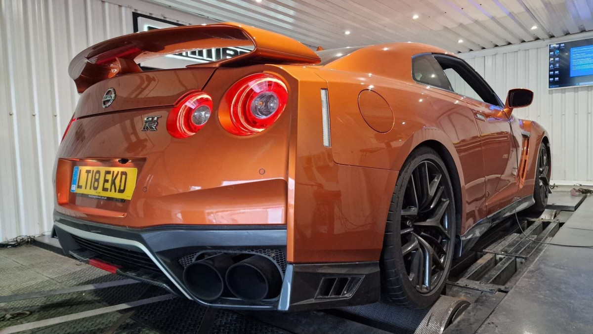 NISSAN GT-R 2018 (18) 3.8 V6 RECARO COUPE 2DR PETROL AUTO 4WD EURO 6 (570 PS) - 2018 - £74,500