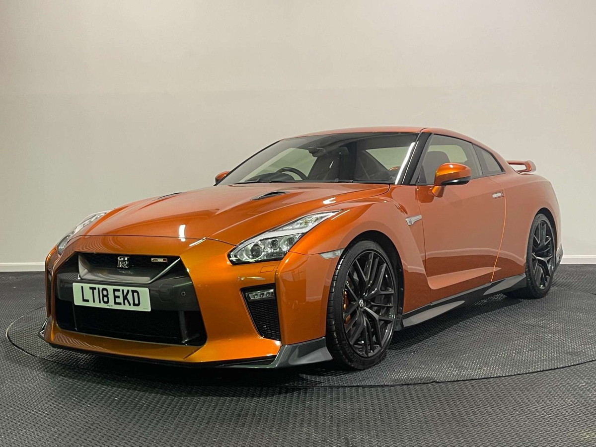 NISSAN GT-R 2018 (18) 3.8 V6 RECARO COUPE 2DR PETROL AUTO 4WD EURO 6 (570 PS) - 2018 - £74,500