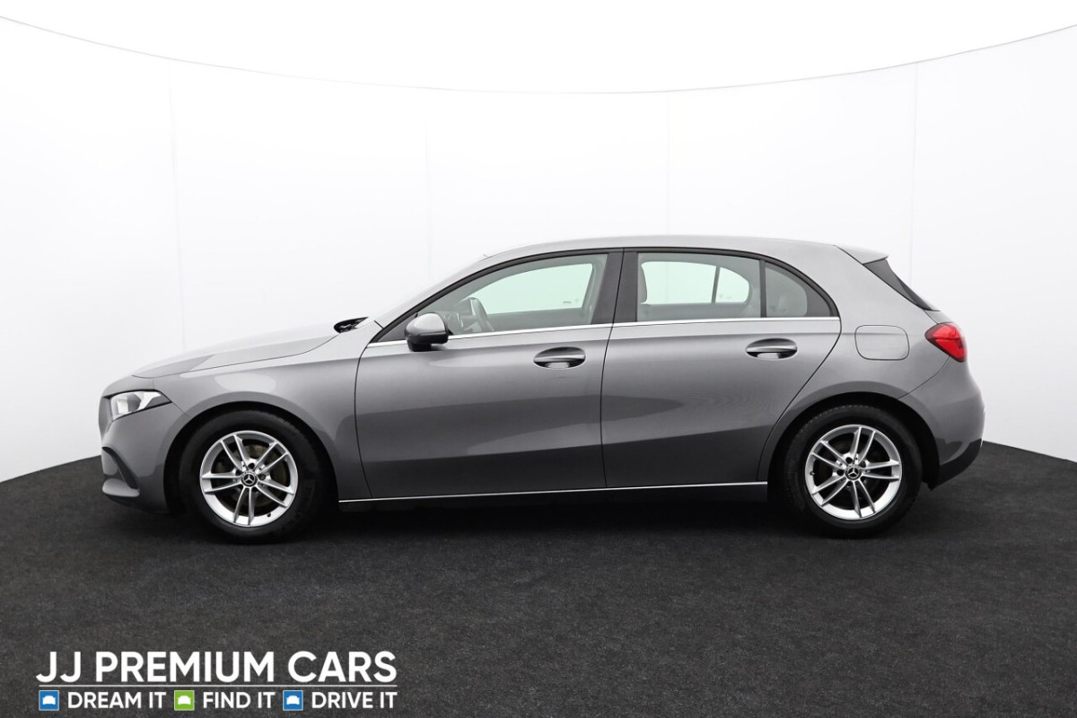 MERCEDES-BENZ A-CLASS 1.3 A180 SE HATCHBACK 5DR PETROL MANUAL EURO 6 (S/S) (136 PS) - 2020 - £12,795