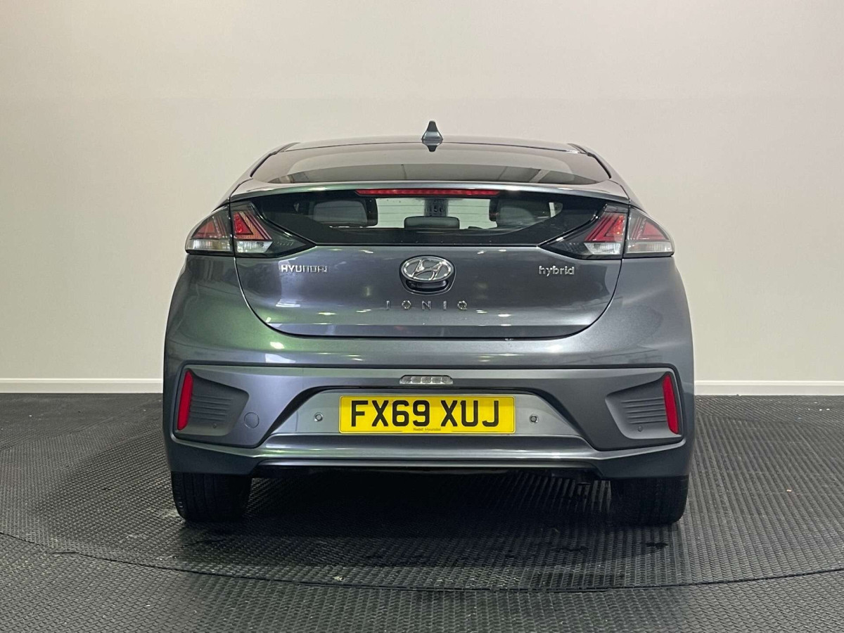 HYUNDAI IONIQ 2019 (69) 1.6 H-GDI 1ST EDITION HATCHBACK 5DR PETROL HYBRID DCT EURO 6 (S/S) (141 PS) - 2019 - £12,500