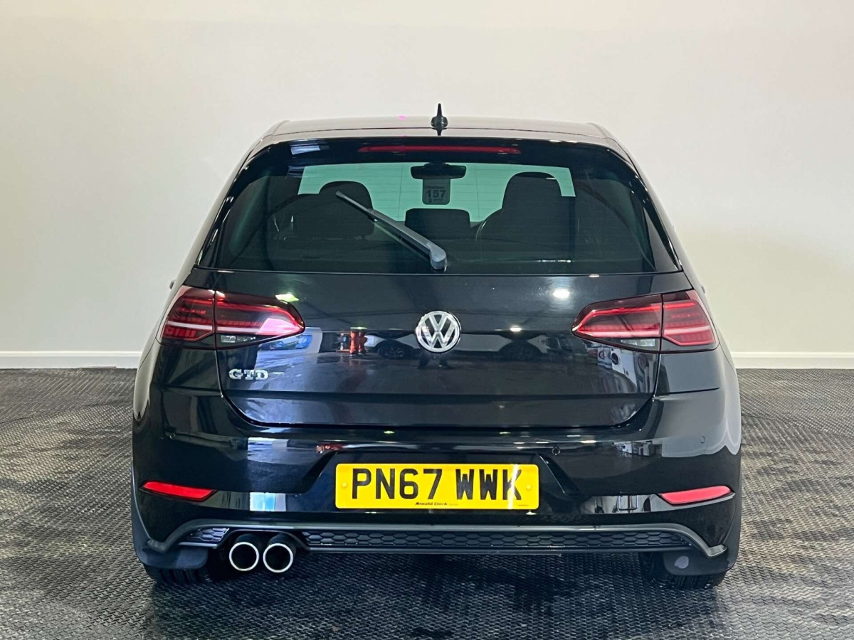 VOLKSWAGEN GOLF 2017 (67) 2.0 TDI BLUEMOTION TECH GTD HATCHBACK 5DR DIESEL DSG EURO 6 (S/S) (184 PS) - 2017 - £15,300