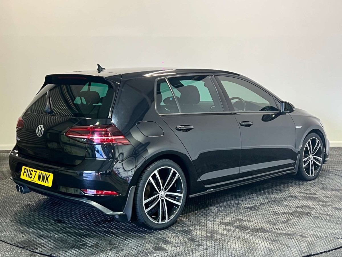 VOLKSWAGEN GOLF 2017 (67) 2.0 TDI BLUEMOTION TECH GTD HATCHBACK 5DR DIESEL DSG EURO 6 (S/S) (184 PS) - 2017 - £15,300