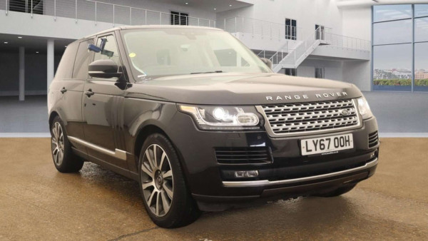 Carworld - LAND ROVER RANGE ROVER 2017 (67) 3.0 TD V6 VOGUE SUV 5DR DIESEL AUTO 4WD EURO 6 (S/S) (258 PS)