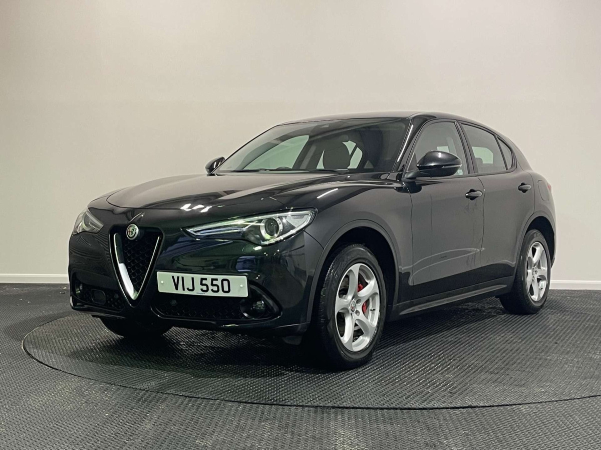 ALFA ROMEO STELVIO 2018 (18) 2.2 TD SUPER SUV 5DR DIESEL AUTO Q4 AWD EURO 6 (S/S) (210 PS) - 2018 - £17,400