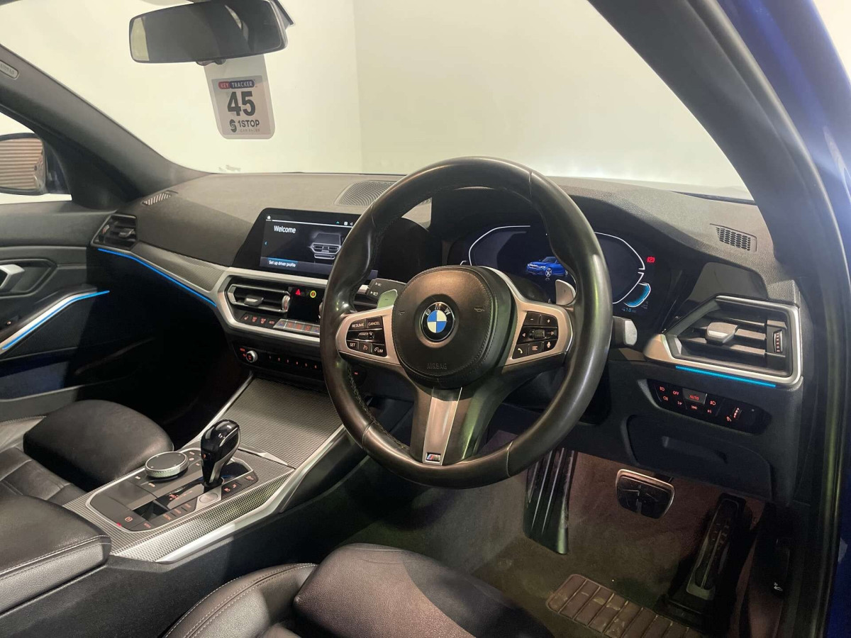 BMW 3 SERIES 2020 (70) 2.0 330E 12KWH M SPORT SALOON 4DR PETROL PLUG-IN HYBRID AUTO EURO 6 (S/S) ( - 2020 - £14,800