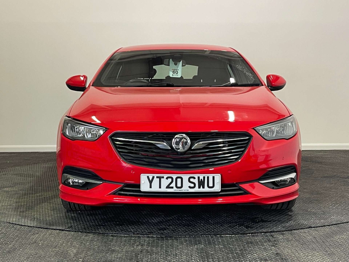 VAUXHALL INSIGNIA 2020 (20) 2.0 TURBO D BLUEINJECTION SRI VX LINE NAV GRAND SPORT 5DR DIESEL AUTOMATIC - 2020 - £13,500