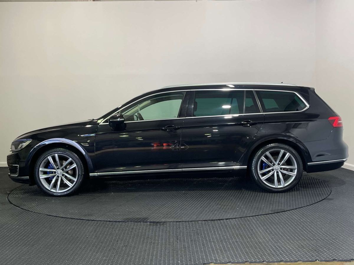 VOLKSWAGEN PASSAT 2017 (66) 1.4 TSI GTE ESTATE 5DR PETROL PLUG-IN HYBRID DSG EURO 6 (S/S) (218 PS) - 2017 - £12,800