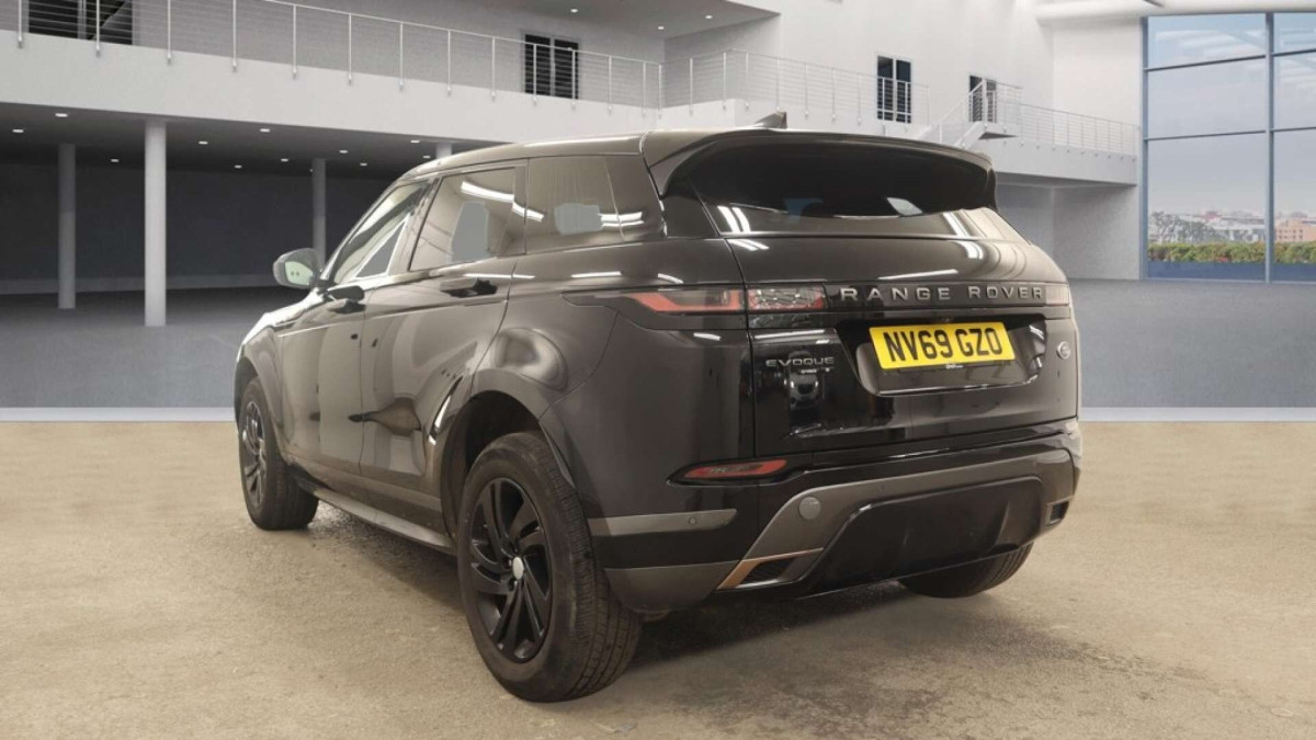 LAND ROVER RANGE ROVER EVOQUE 2019 (69) 2.0 D150 R-DYNAMIC S SUV 5DR DIESEL AUTO 4WD EURO 6 (S/S) (150 PS) - 2019 - £19,000