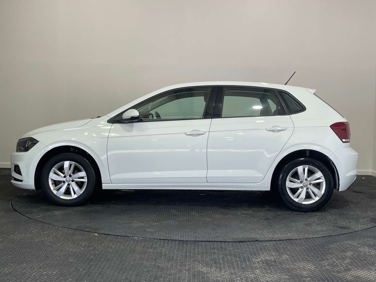 VOLKSWAGEN POLO 2019 (19) 1.0 TSI GPF SE HATCHBACK 5DR PETROL MANUAL EURO 6 (S/S) (95 PS) - 2019 - £11,500