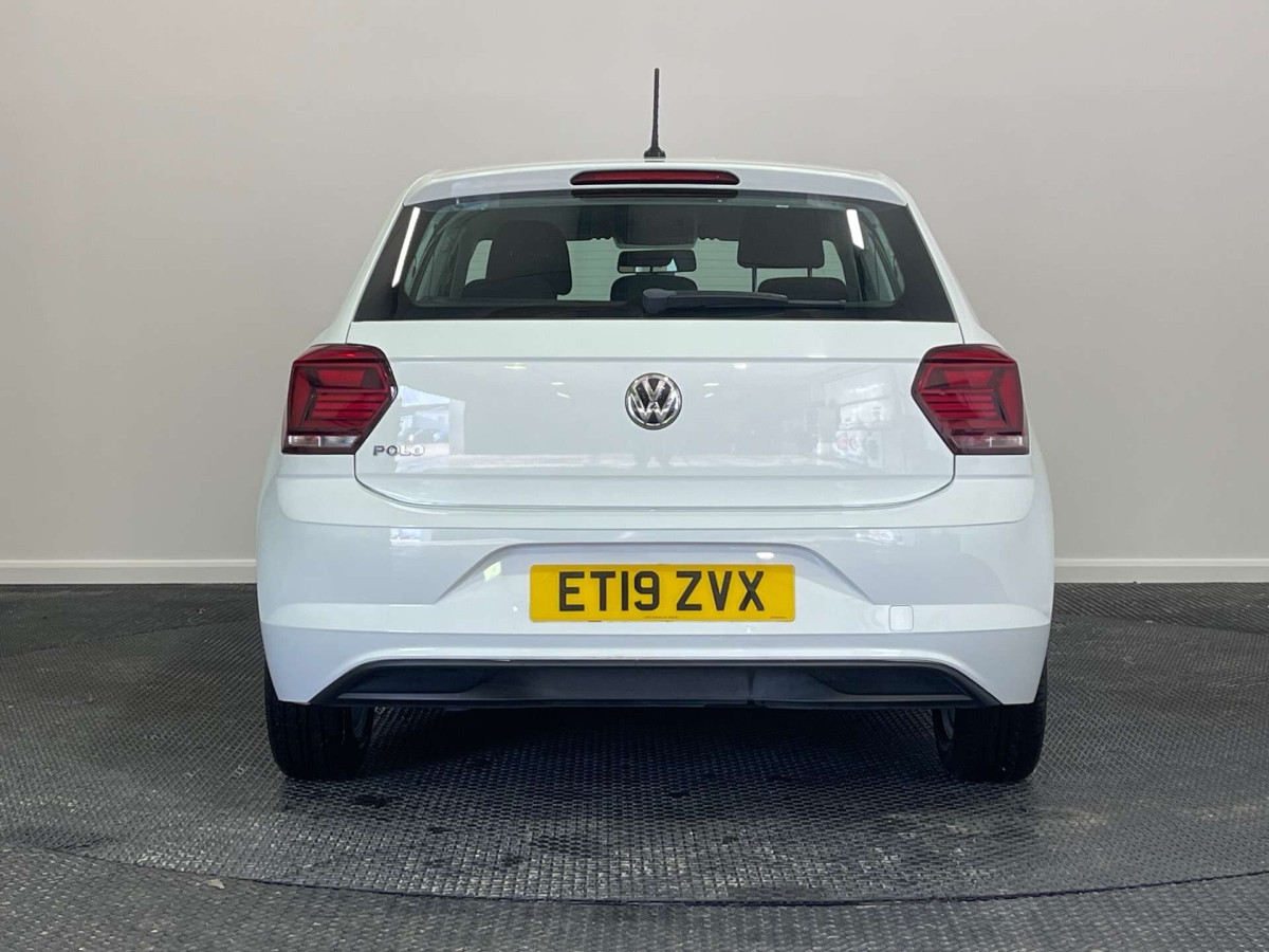 VOLKSWAGEN POLO 2019 (19) 1.0 TSI GPF SE HATCHBACK 5DR PETROL MANUAL EURO 6 (S/S) (95 PS) - 2019 - £11,500