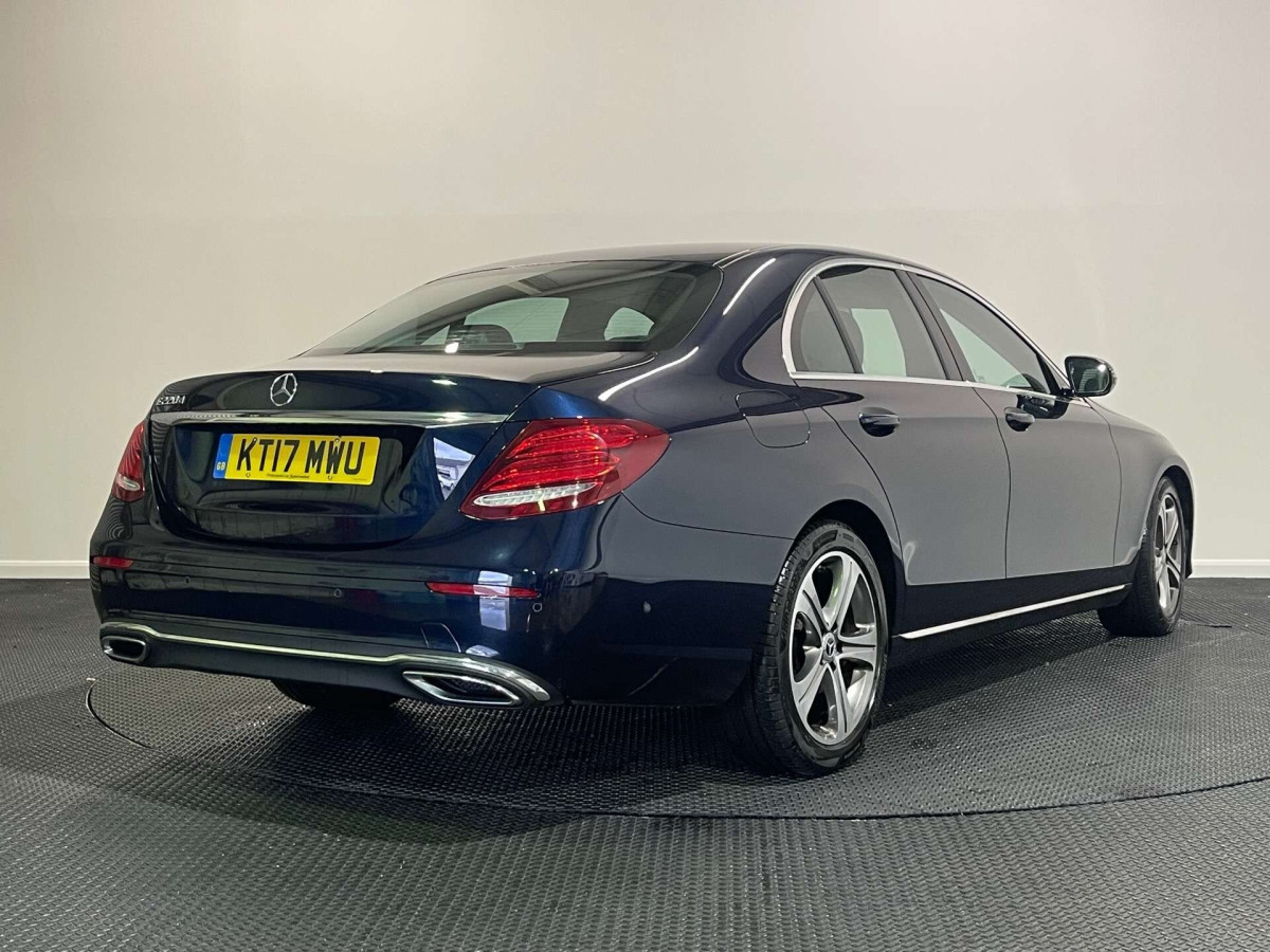 MERCEDES-BENZ E CLASS 2017 (17) 2.0 E220D SE SALOON 4DR DIESEL G-TRONIC+ EURO 6 (S/S) (194 PS) - 2017 - £13,750