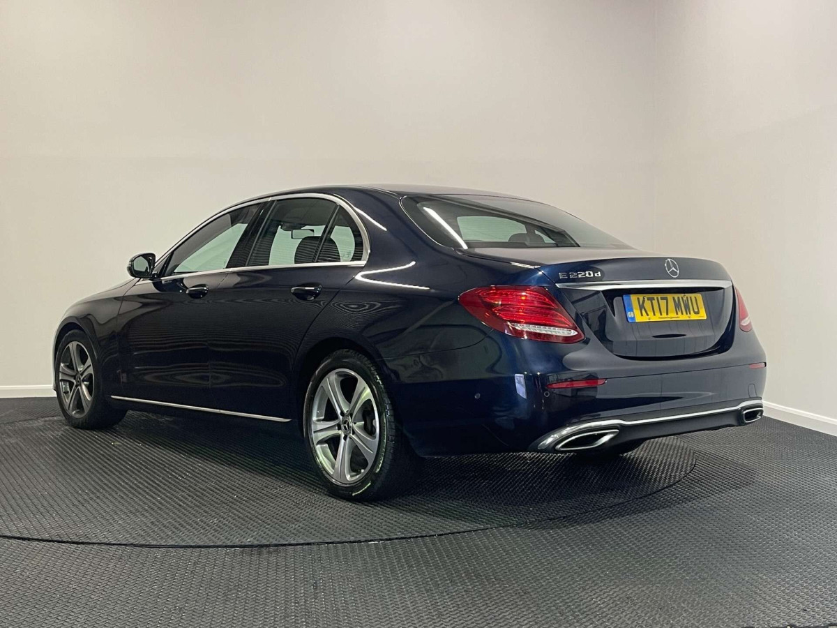 MERCEDES-BENZ E CLASS 2017 (17) 2.0 E220D SE SALOON 4DR DIESEL G-TRONIC+ EURO 6 (S/S) (194 PS) - 2017 - £13,500