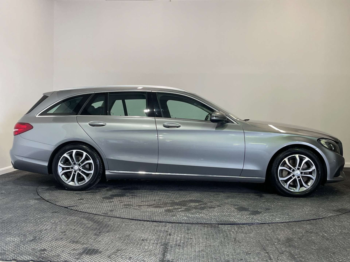 MERCEDES-BENZ C CLASS 2016 (16) 2.0 C350E 6.4KWH SPORT ESTATE 5DR PETROL PLUG-IN HYBRID G-TRONIC+ EURO 6 (S - 2016 - £10,000