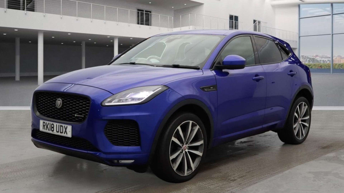 JAGUAR E-PACE 2018 (18) 2.0 D180 R-DYNAMIC SE SUV 5DR DIESEL AUTO AWD EURO 6 (S/S) (180 PS) - 2018 - £15,000