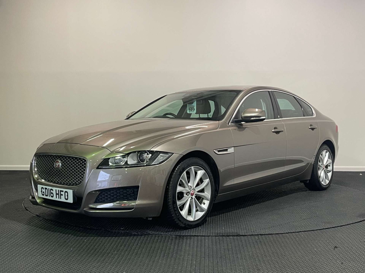 JAGUAR XF 2016 (16) 2.0D PORTFOLIO SALOON 4DR DIESEL AUTO AWD EURO 6 (S/S) (180 PS) - 2016 - £10,650