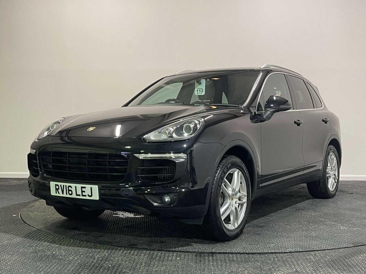 PORSCHE CAYENNE 2016 (16) 3.0 TD V6 SUV 5DR DIESEL TIPTRONICS 4WD EURO 6 (S/S) (262 PS) - 2016 - £21,500