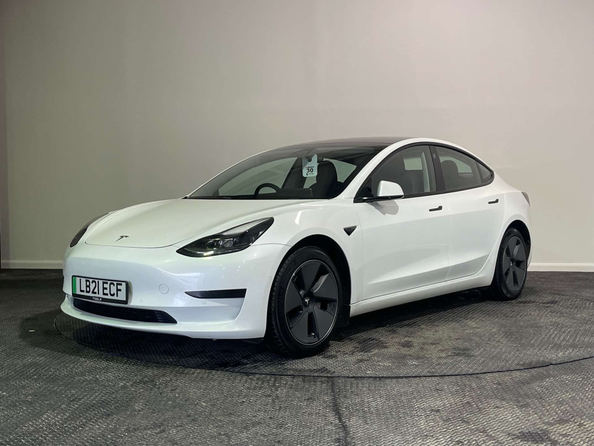 TESLA MODEL 3 2021 (21) STANDARD RANGE PLUS SALOON 4DR ELECTRIC AUTO RWD (241 BHP) - 2021 - £16,500