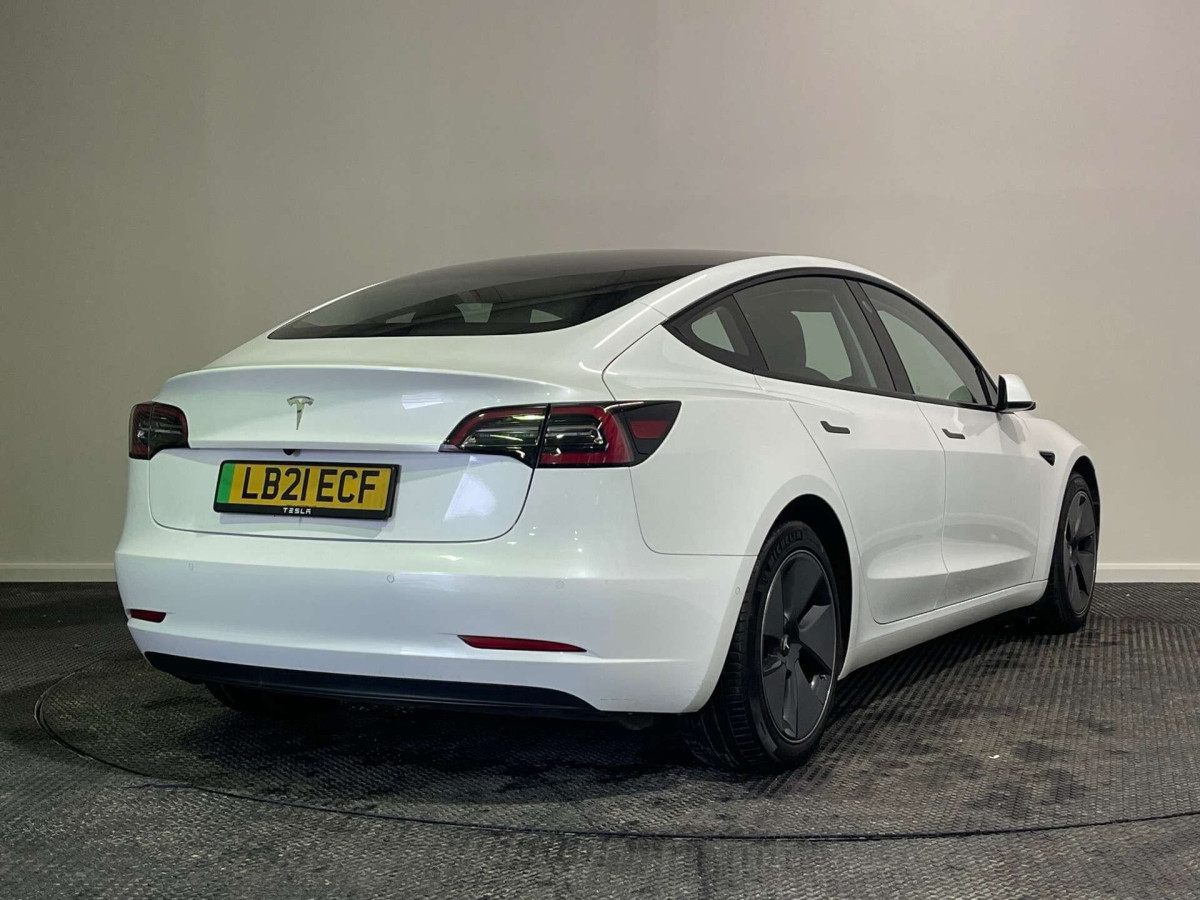 TESLA MODEL 3 2021 (21) STANDARD RANGE PLUS SALOON 4DR ELECTRIC AUTO RWD (241 BHP) - 2021 - £16,500