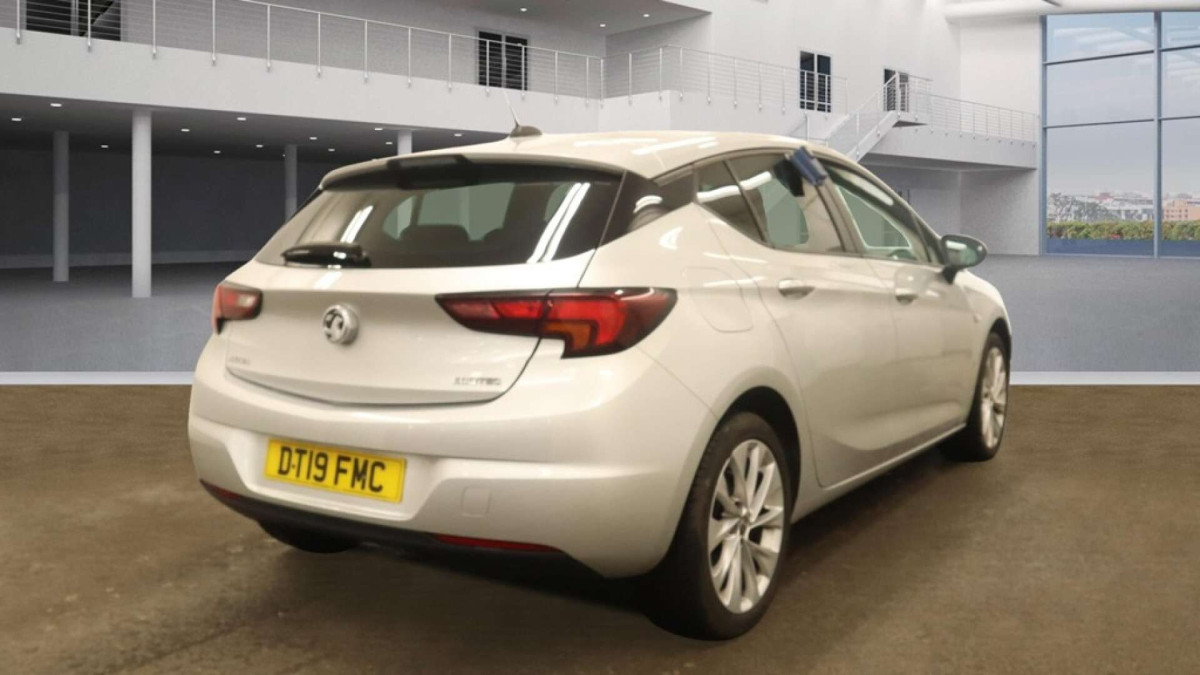 VAUXHALL ASTRA 2019 (19) 1.0I TURBO ECOTEC TECH LINE NAV HATCHBACK 5DR PETROL MANUAL EURO 6 (S/S) (1 - 2019 - £9,000