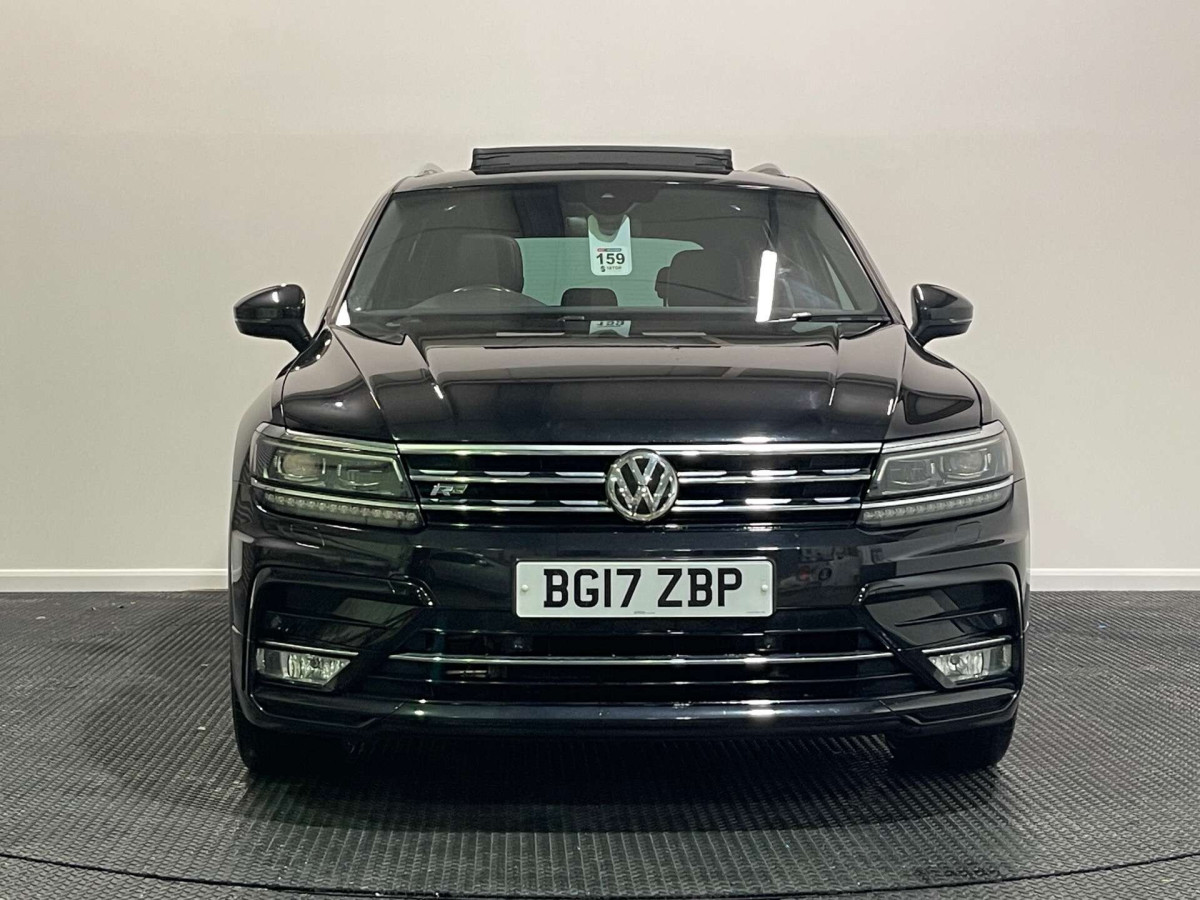 VOLKSWAGEN TIGUAN 2017 (17) 2.0 TDI BLUEMOTION TECH R-LINE SUV 5DR DIESEL MANUAL EURO 6 (S/S) (150 PS) - 2017 - £14,250