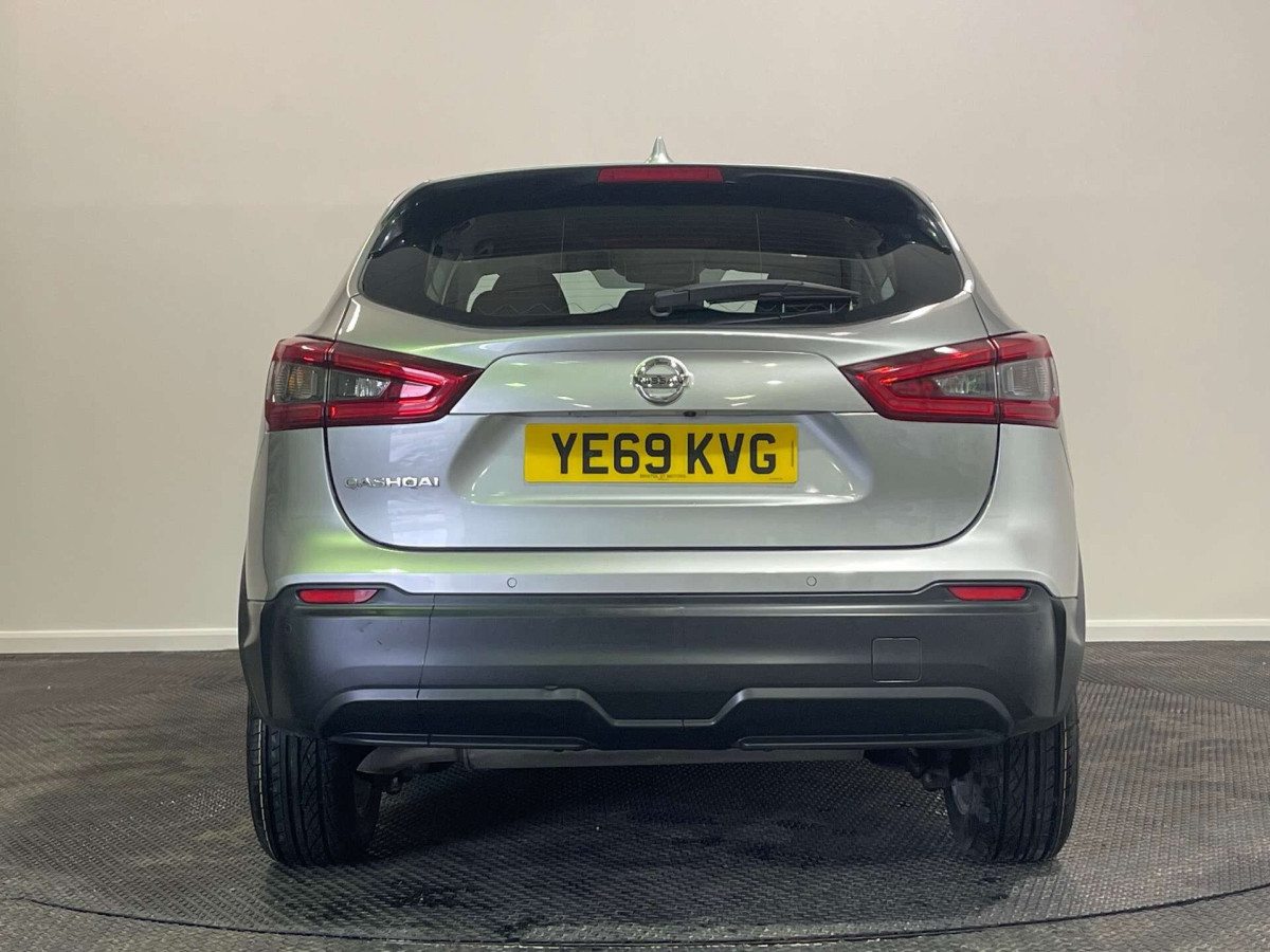 NISSAN QASHQAI 2019 (69) 1.3 DIG-T ACENTA PREMIUM SUV 5DR PETROL MANUAL EURO 6 (S/S) (140 PS) - 2019 - £10,000